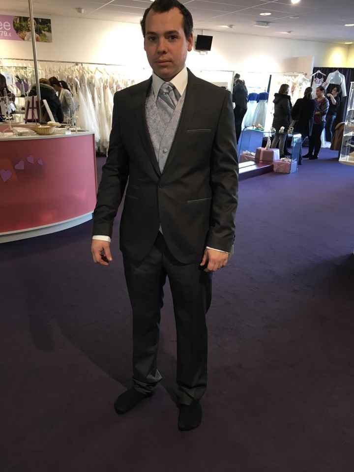 Montrez moi le costume de votre homme - 1