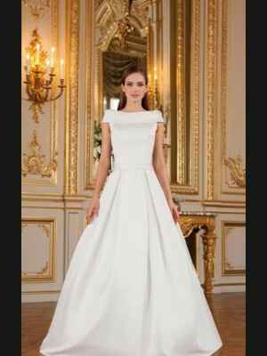 Robe : celle que vous rêviez et celle que vous avez choisie. - 1