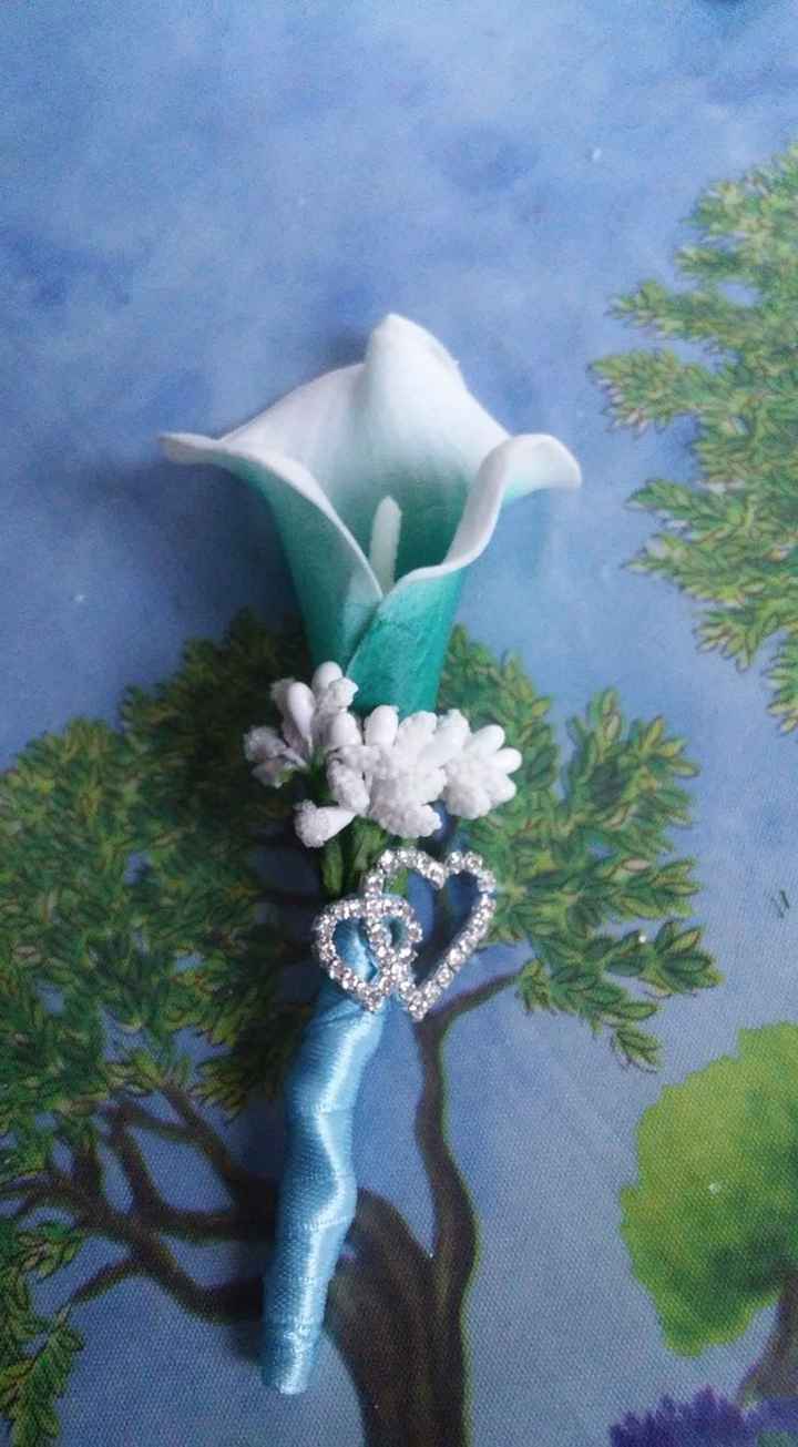 boutonniere garçons d'honneur