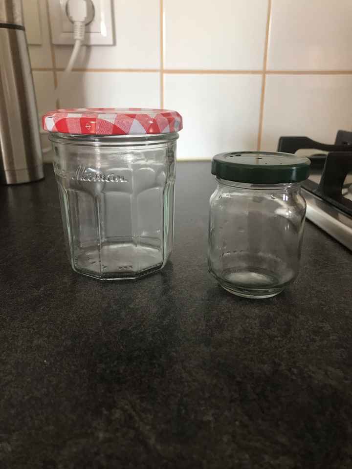 à la recherche de pots en verres - 1