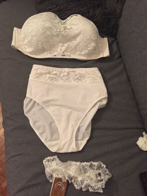 Dessous de mariées - 1