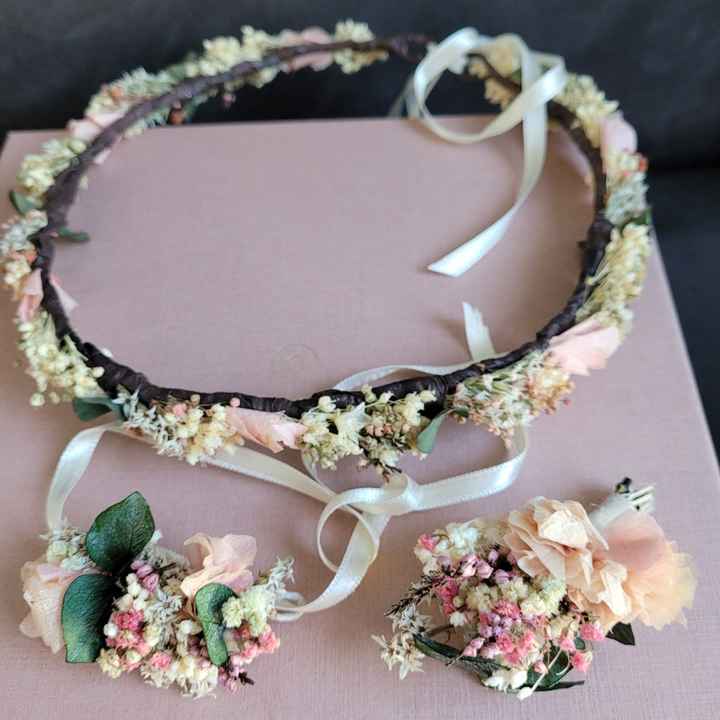 Couronne boutonnière et bracelet - 1