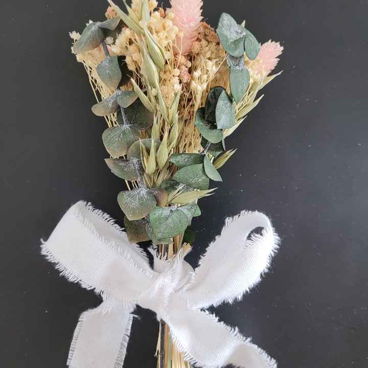 Bouquets pour chaises cérémonie laïque - 1