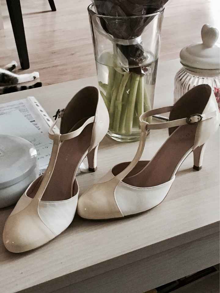 Chaussures trouvées - 1