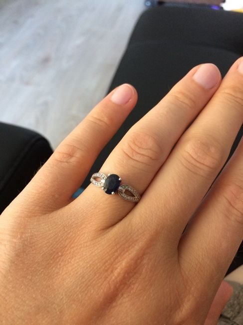 Et vous à quoi ressemble votre bague de fillancailles ? - 1