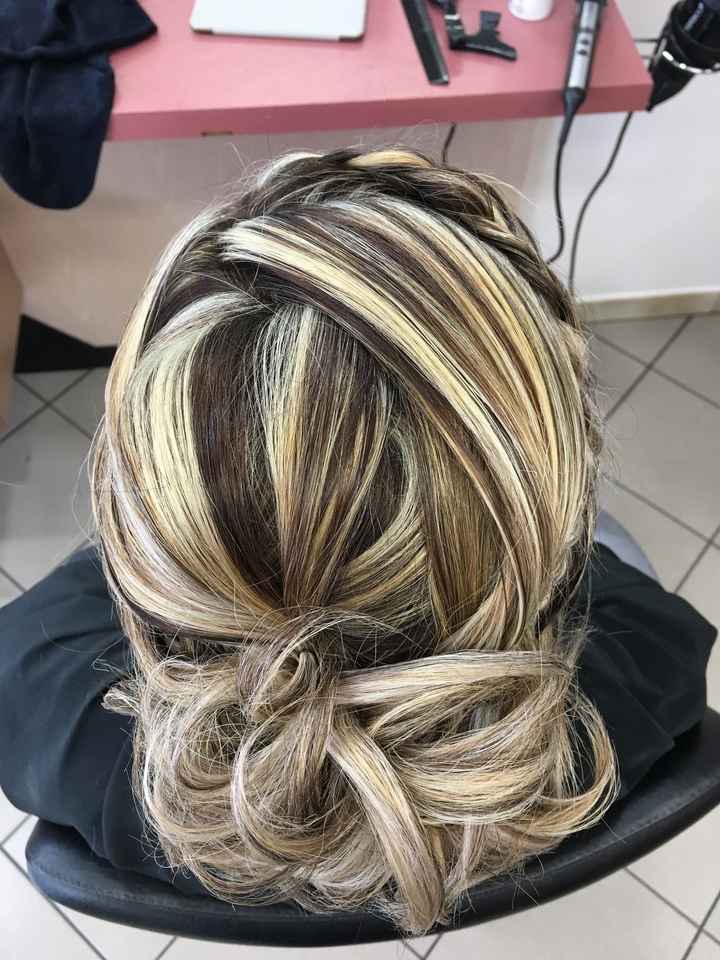 Essai coiffure pour le 6 octobre - 2