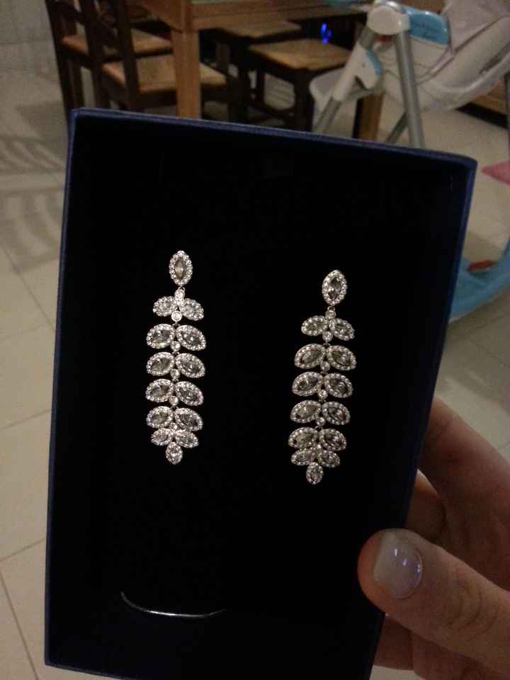 Avis boucle d'oreille - 1