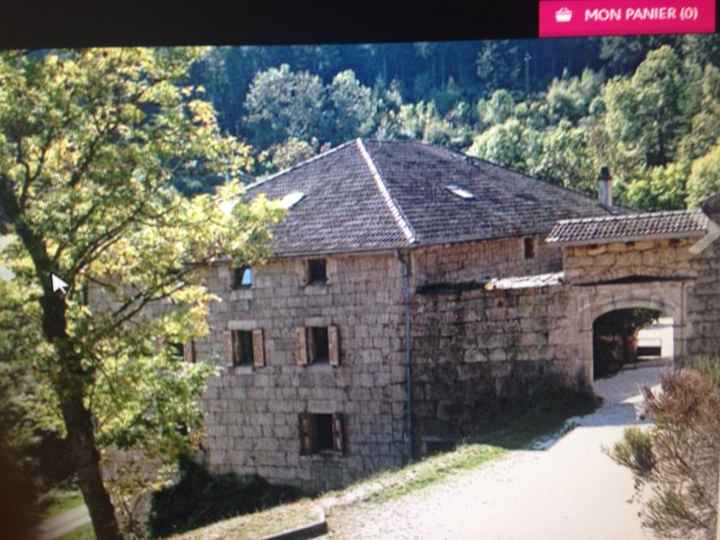 Qui a loué un domaine ? - 1