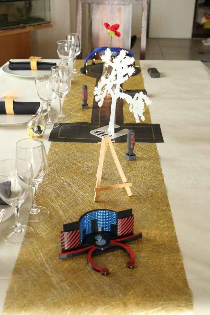 la table How To Dismantle An Atomic Bomb
