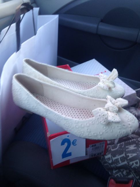 Chaussures de secours - 1
