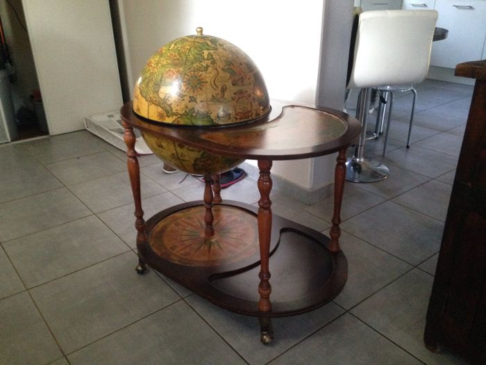 Urne globe Help!! - 1