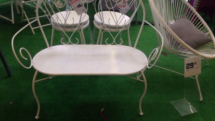 Quelle style de chaise pour ma cérémonie laïque 3