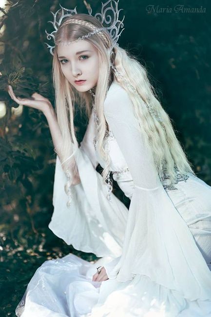 La robe 2 et la coiffure