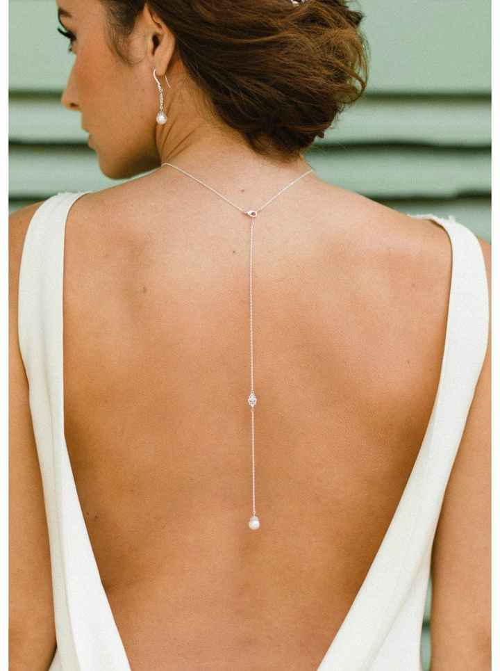 Bijoux de dos