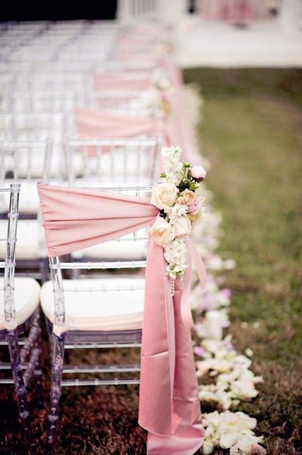 10 chaises