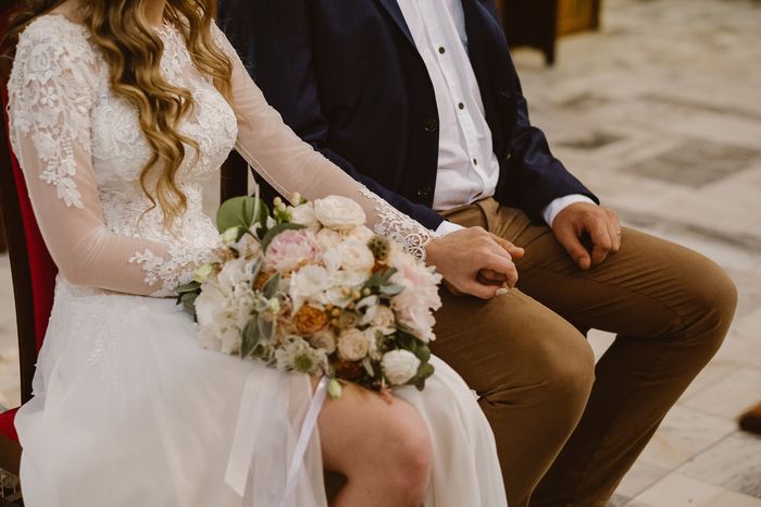 27 robes ? Non, 4 bouquets 3