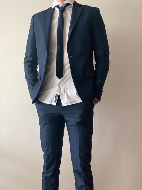 Vinted : costume mariés. 5