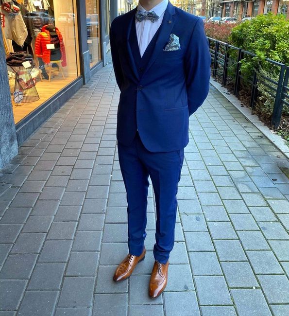 Vinted : costume mariés. 9