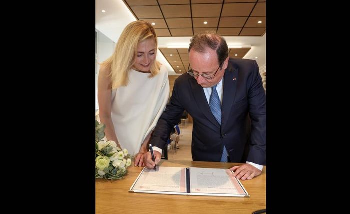 Omg! François Hollande et Julie Gayet mariés! 3