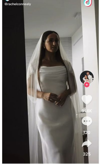 Une robe de mariée pour 3 dollars...? 2 robes pour 8$ ?! 1
