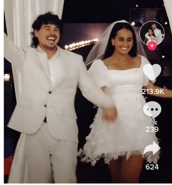 Une robe de mariée pour 3 dollars...? 2 robes pour 8$ ?! 6