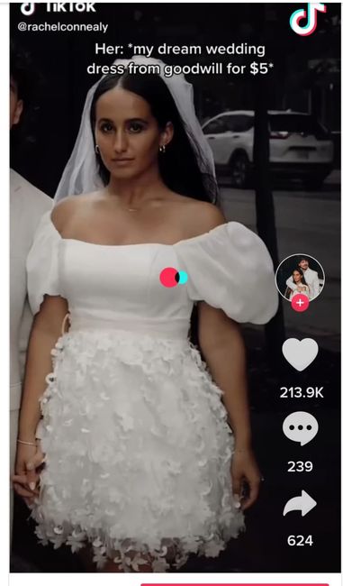 Une robe de mariée pour 3 dollars...? 2 robes pour 8$ ?! 7