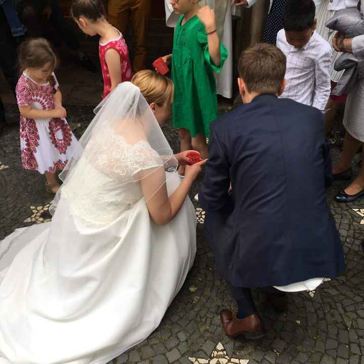 I... comme "ivoire". - 2