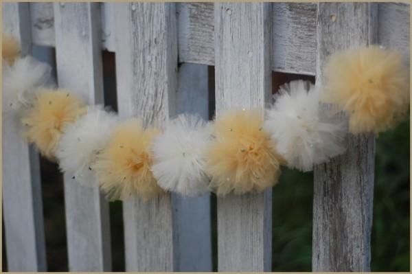 Déco pompons en tulle