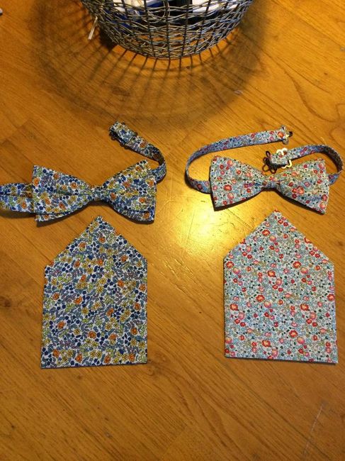 noeuds papillon et pochettes
