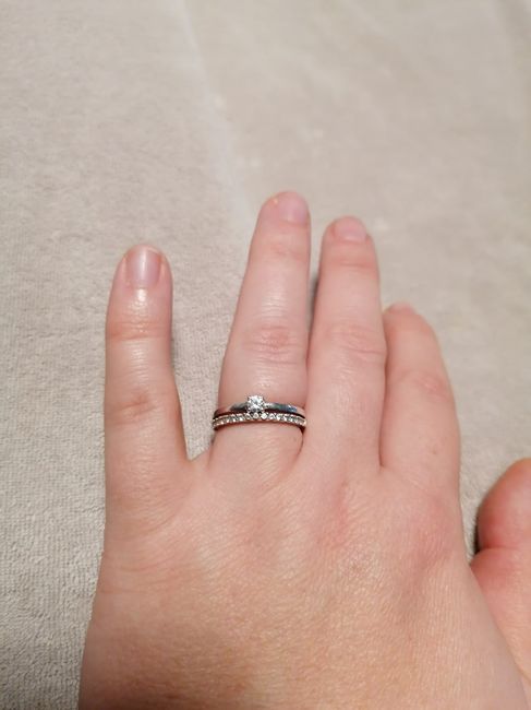 Ta bague de fiançailles sur le Pinterest de Mariages.net ça t'intéresse ? ❤️ 16