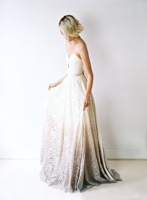 Robe de mariée dip-dyed version dentelle argentée