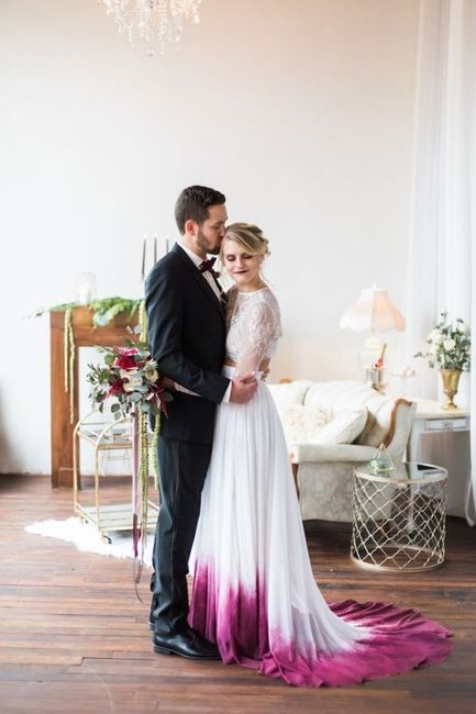 Robe de mariée dip-dyed version fuchia intense