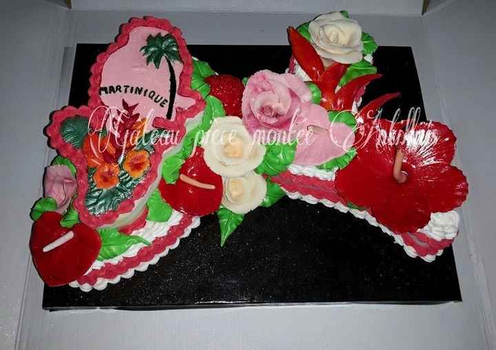 notre futur gateau mais en Or et Blanc
