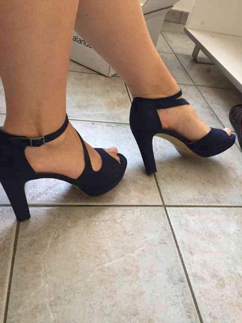 Quelles chaussures choisir avec une robe ivoire ? - 1