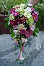 les bouquets tombants