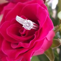 Avec ou Sans...  Bague de fiançailles ! 💍 - 1