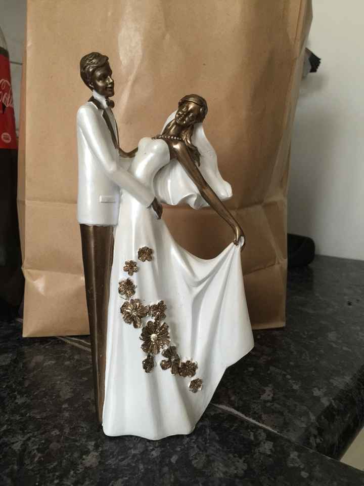 Figurine de gâteau - 1