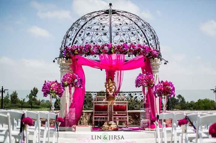 ritual hindu wedding outside idea 4 