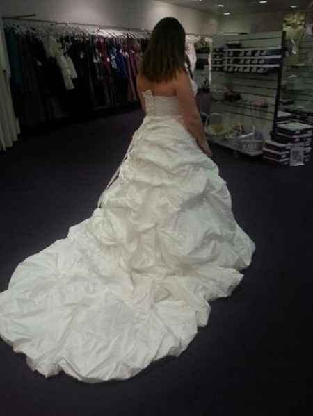 Le derrière de ma robe de mariée 