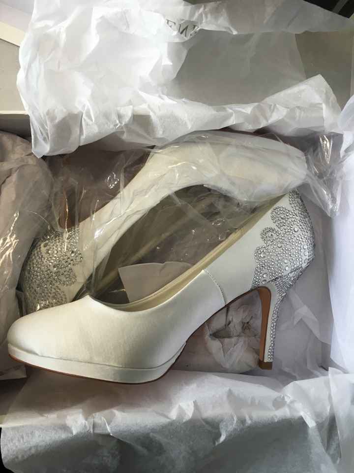 Montrez moi vos chaussures - 1