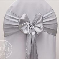 noeuds de chaises satin gris