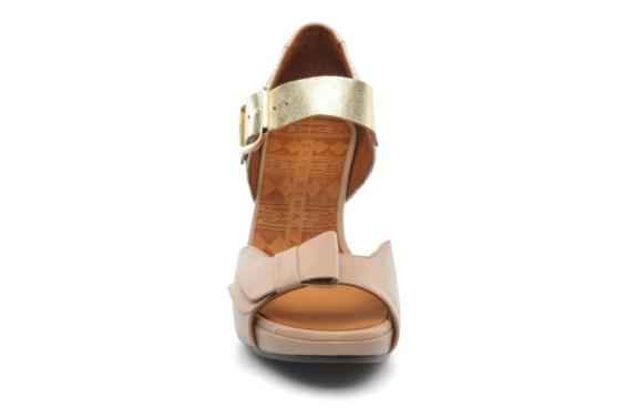 Montrez moi vos chaussures ! - 1