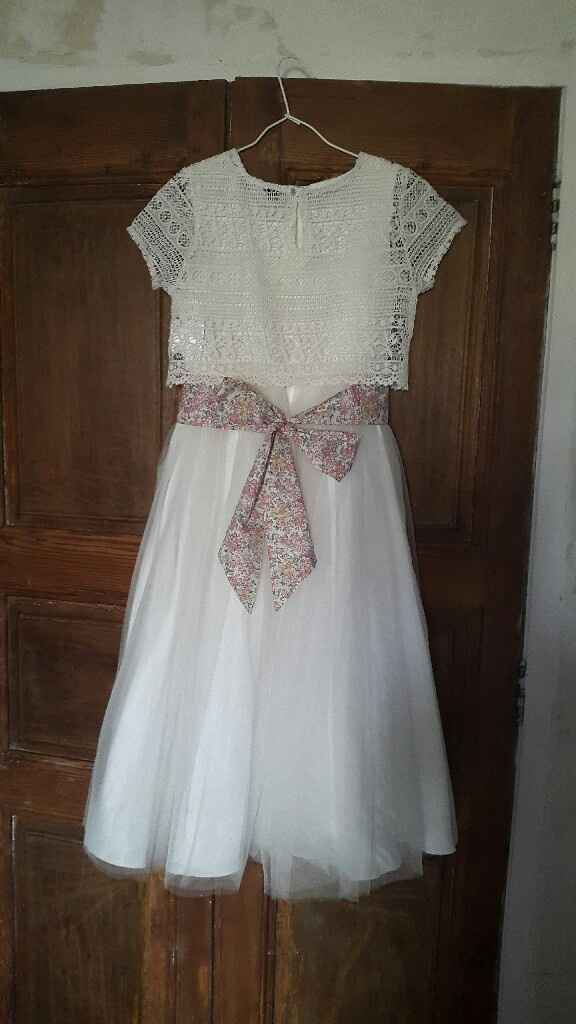 Robe petite fille d'honneur enfin prête - 2