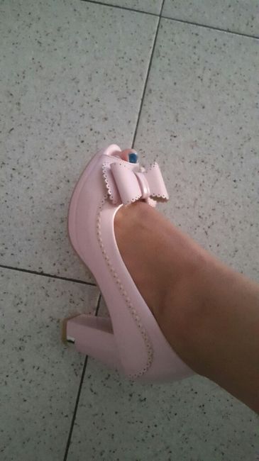 A vos chaussures !! Montrez-moi, vos jolis souliers - 1