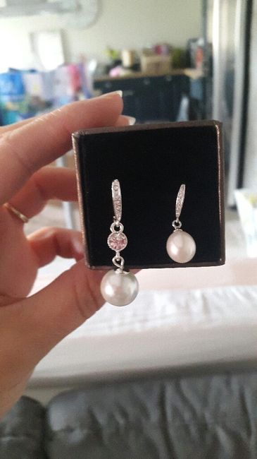 Avis boucles d'oreille - 1