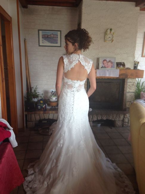 Une robe de mariée , oui ! un bustier , non !!! - 1