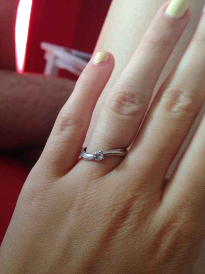 Déçue par sa bague de fiançaille - 1