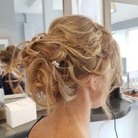 Maquillage et chignon - 1