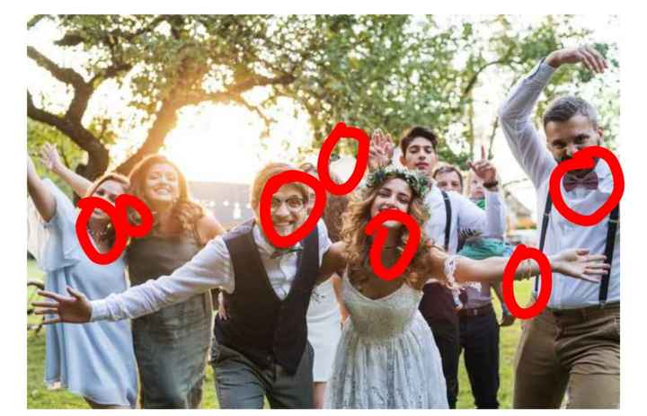 Trouve les 7 différences et remporte une récompense pour tes témoins 🎁 - 1