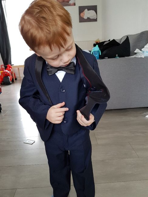 Où avez vous acheter le costume de vos petits garçons? - 2